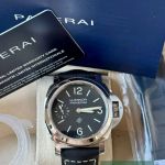 Panerai Luminor PAM01084 (2025) - Zwart wijzerplaat 44mm Staal (7/7)
