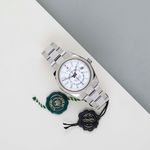 Rolex Sky-Dweller 336934 (2024) - White dial 42 mm Gold/Steel case (2/8)