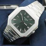 Patek Philippe Cubitus 5821/1A-001 (2024) - Green dial 45 mm Steel case (2/6)