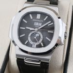 Patek Philippe Nautilus 5726A-001 (2021) - Black dial 41 mm Steel case (4/8)
