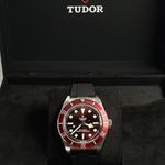 Tudor Black Bay 7939A1A0RU - (6/10)