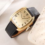 Ebel Vintage Unknown (1970) - Champagne dial 35 mm Yellow Gold case (1/8)