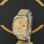 Rolex Datejust 36 116233 (2015) - Goud wijzerplaat 36mm Goud/Staal (2/6)