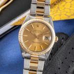 Rolex Oyster Perpetual Date 15223 (1993) - 34mm Goud/Staal (3/8)