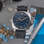 Panerai Luminor Due PAM00927 (Unknown (random serial)) - Blue dial 42 mm Titanium case (1/8)