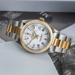 Rolex Oyster Perpetual Date 15223 (1993) - 34mm Goud/Staal (2/8)