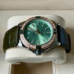 Breitling Chronomat 38 u17356 (2023) - Green dial 38 mm Steel case (4/7)