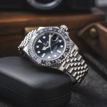 Rolex GMT-Master II 126710GRNR (2026) - Zwart wijzerplaat 40mm Staal (1/8)