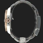 Rolex GMT-Master II 126711CHNR (2021) - Black dial 40 mm Gold/Steel case (7/8)