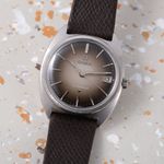 Omega Constellation 168.017 (1968) - Grey dial 35 mm Steel case (5/8)