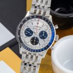 Breitling Navitimer 1 B01 Chronograph AB0138241G1A1 (2020) - Silver dial 43 mm Steel case (3/8)