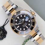 Rolex Sea-Dweller 126603 (2023) - Black dial 43 mm Gold/Steel case (1/8)