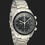 Omega Speedmaster Professional Moonwatch 311.30.42.30.01.005 (2020) - Black dial 42 mm Steel case (4/8)