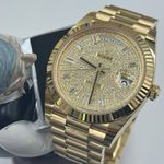 Rolex Day-Date 228238 (2025) - 40mm Geelgoud (7/10)