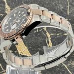 Rolex GMT-Master II 126711CHNR (2026) - Black dial 40 mm Gold/Steel case (5/8)