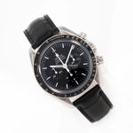 Omega Speedmaster Professional Moonwatch 311.33.42.30.01.002 (2019) - Black dial 42 mm Steel case (2/8)