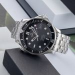 Omega Seamaster Diver 300 M 212.30.41.20.01.002 (Unknown (random serial)) - Black dial 41 mm Steel case (2/8)