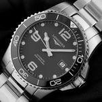 Longines HydroConquest L3.781.4.56.6 (2025) - Black dial 41 mm Steel case (3/7)