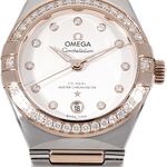 Omega Constellation 131.25.29.20.52.001 (2024) - Silver dial 29 mm Steel case (2/5)