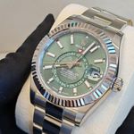 Rolex Sky-Dweller 336934 (2026) - Groen wijzerplaat 42mm Staal (9/10)