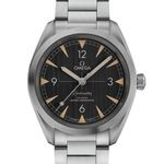 Omega Seamaster Railmaster 220.10.40.20.01.001 (2024) - Black dial 40 mm Steel case (1/8)