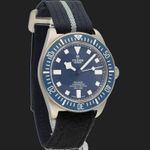 Tudor Pelagos 25707B/21 (2022) - Blue dial 42 mm Titanium case (4/8)