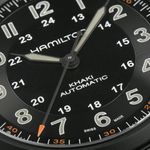 Hamilton Khaki Field H70665130 (2024) - Zwart wijzerplaat 42mm Titanium (4/6)