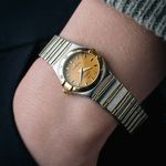 Omega Constellation Ladies 795.1202 (1998) - Champagne dial 25 mm Gold/Steel case (2/8)