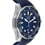 TAG Heuer Aquaracer 300M WBP201B.FT6198 (2025) - Blauw wijzerplaat 43mm Staal (5/7)