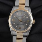 Rolex Oyster Perpetual 31 77513 (2004) - Grijs wijzerplaat 31mm Goud/Staal (3/8)