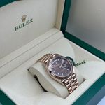 Rolex Day-Date 40 228235 (2024) - Brown dial 40 mm Rose Gold case (3/8)