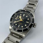 Tudor Black Bay 79220N (2016) - Black dial 41 mm Steel case (5/8)