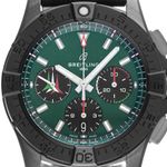 Breitling Avenger SB01462A1L1X1 (2025) - Groen wijzerplaat 42mm Titanium (1/7)