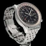 Breitling Navitimer World A24322 (2012) - Black dial 46 mm Steel case (6/8)