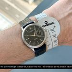 Rolex Cellini Date 50519 (2016) - Black dial 39 mm White Gold case (2/8)