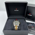 Tudor Black Bay S&G 79733N-0008 - (4/8)