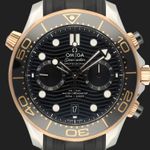 Omega Seamaster Diver 300 M 210.22.44.51.01.001 (2024) - Black dial 44 mm Steel case (2/8)