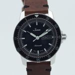 Sinn 104 104 (2026) - Zwart wijzerplaat 42mm Staal (5/8)
