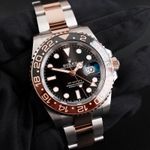Rolex GMT-Master II 126711CHNR (2025) - Zwart wijzerplaat 40mm Goud/Staal (1/8)