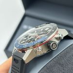 TAG Heuer Carrera CBG2A1Z.FT6157 (2024) - Zwart wijzerplaat 45mm Staal (8/8)