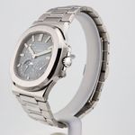Patek Philippe Nautilus 5712/1A-001 - (2/8)