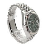 Rolex Sky-Dweller 336934 (2026) - Green dial 42 mm Gold/Steel case (4/8)
