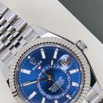 Rolex Sky-Dweller 336934 (2025) - 42 mm Gold/Steel case (3/8)