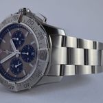 Breitling Avenger AB0147101A1X1 (2024) - Champagne wijzerplaat 44mm Staal (3/8)
