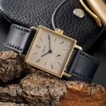 NOMOS Tetra 413 (Unknown (random serial)) - White dial 30 mm Yellow Gold case (2/8)