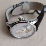 Hamilton Jazzmaster Regulator H42615553 (2025) - Silver dial 42 mm Steel case (6/8)