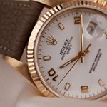 Rolex Oyster Perpetual Date 15238 - (1/8)