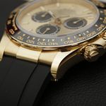 Rolex Daytona 126518LN (2023) - Champagne dial 40 mm Yellow Gold case (3/7)