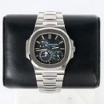 Patek Philippe Nautilus 5712/1A-001 - (1/1)