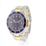 Rolex Submariner Date 16803 (1988) - 40 mm Gold/Steel case (3/3)
